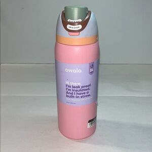 New! Owala 32 oz FreeSip Spout Insulated Water Bottle